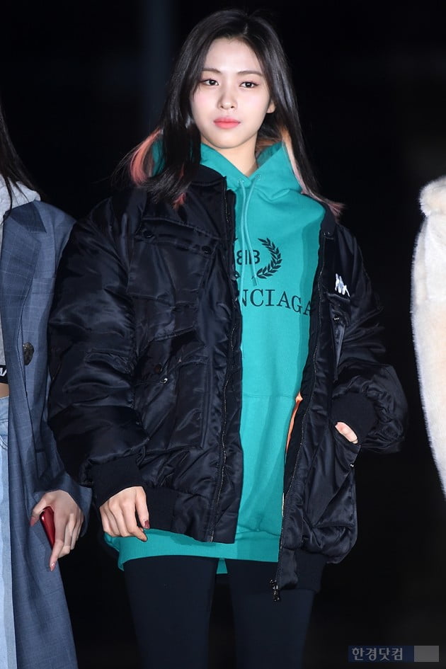 [포토] ITZY 류진, '시크한 모습에 시선강탈~'