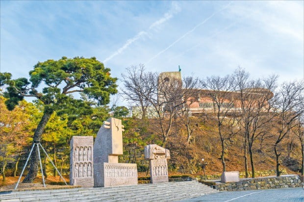 병인박해 당시 수많은 천주교인들이 숨진 절두산순교성지. 