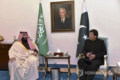  아시아 순방 나선 사우디 왕세자…파키스탄에 200억불 투자