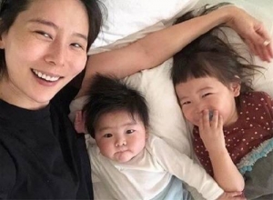 김나영, 두 아들과 다정한 일상 공개…환한 미소에 &#39;응원 봇물&#39;