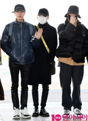 [TEN PHOTO]방탄소년단 진-슈가-정국 &#39;같은 모자 다른 느낌&#39;