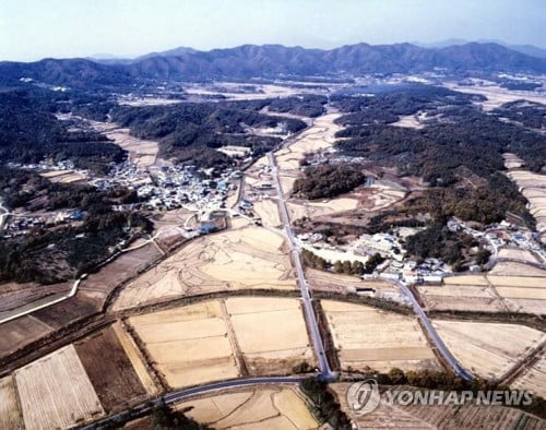 경기도 '반도체 메카' 성큼…클러스터 유치로 고용효과 기대