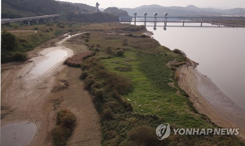 공주보 해체 결정…지자체·농민 "반대" vs 환경단체 "환영"