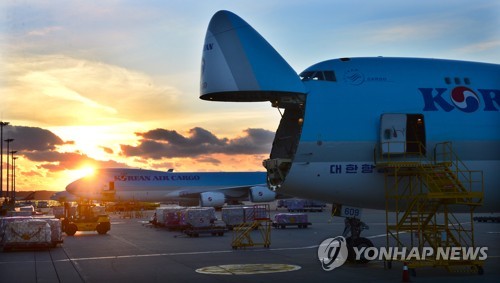 1월 수출 5.8%↓…27개월만에 두달 연속 하락