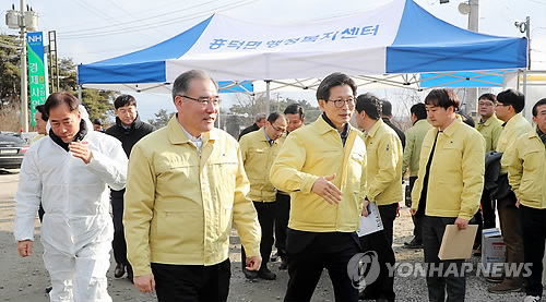 이 농림장관 "축산물 공급기지로 구제역 확산하지 않도록 최선"