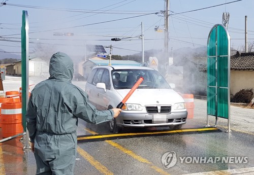 설날에도 전국 방역 구슬땀…구제역 엿새째 '잠잠'