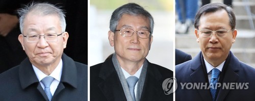 양승태·박병대·고영한, 재판준비 본격 돌입…'기록과의 전쟁'