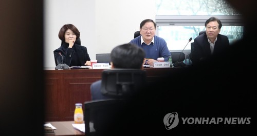 당정 "최저임금 결정체계 개편안 다음주 중반 이후 발표"