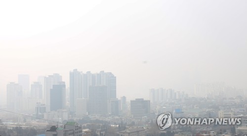 수도권·충청·전북 초미세먼지 '나쁨'…'내일도 마스크'