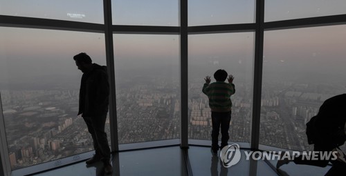 [내일날씨] 수도권 등 서쪽에 미세먼지 쌓여…당분간 큰추위 없어