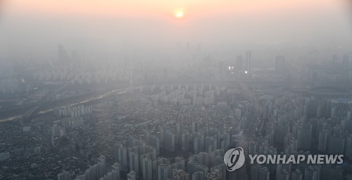 전국적 미세먼지 비상저감조치…곳곳 '매우 나쁨'