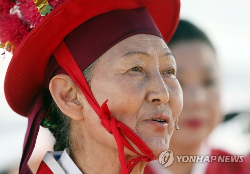 하늘로 떠난 큰무당…배연신굿 보유자 김금화 별세