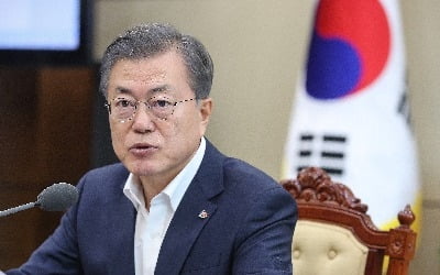 문재인 대통령, 28일 별도 일정없이 2차 북미정상회담 주시