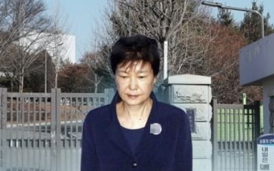 "박근혜, 황교안 면회 신청 거절"…朴측 서운함 토로