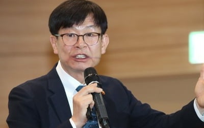 김상조 "기업집단법제, 기업이 성장엔진으로 거듭나게 개편"