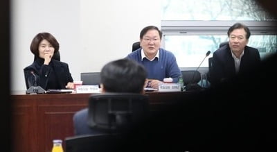 당정 "최저임금 결정체계 개편안 다음주 중반 이후 발표"