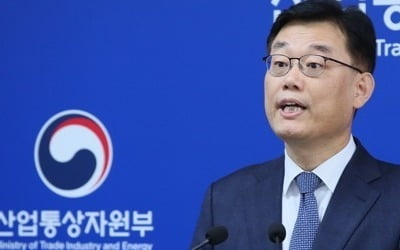 반도체 등 전자부품 취업자 감소폭 커지며 제조업 고용 '발목'