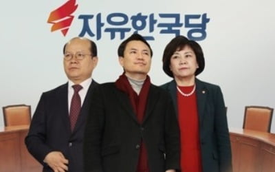 '5·18 망언' 여파…민주 40%선 회복, 한국 25.2%로 하락 지속[리얼미터]