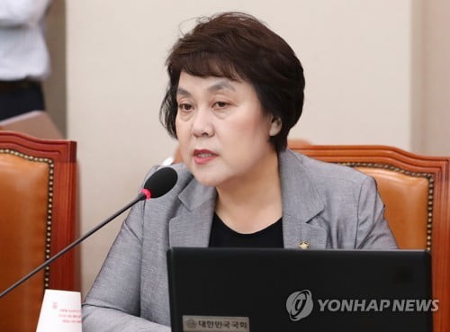 백혈병 아버지에 말초혈 기증 못 한 중2 아들…법 개정 추진