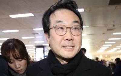 이도훈, 하노이로 출발…이르면 오늘 韓美 북핵수석회동