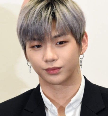 강다니엘 LM엔터테인먼트와 분쟁 중