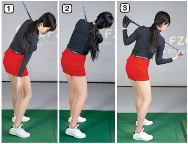 임팩트 후에도 오른발을 땅에 붙이는 느낌(①)을 가져가면 상체나 하체가 앞으로 쏠리는 현상을 방지할 수 있다. 이때 피니시 동작을 억지로 취하려다 보면 회전축이 무너질 수 있다. 몸이 편안한 위치까지(②)만 피니시 동작을 취한다. 상체가 일어서려는 동작을 막기 위해 오른 어깨를 척추 기울기에 맞게 유지(③)하는 것도 스웨이 동작을 방지하는 데 도움이 된다.  /조희찬 기자 