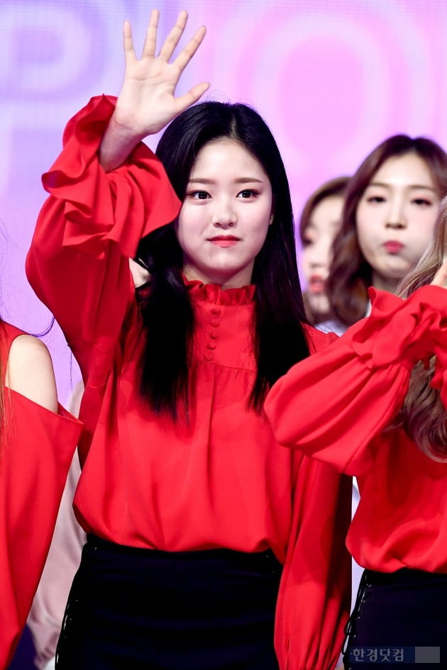 입덕도우미|이달의 소녀, 팬들만 바라보며 상큼 미소…'천사가 따로 없네~'