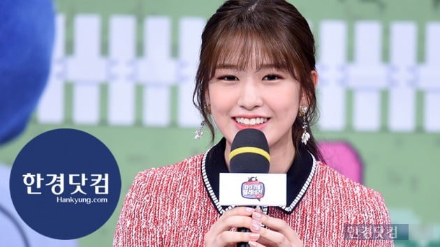 [HK영상] '마리텔 막내딸' 안유진, 귀엽고 능청스러운 연기…"아이즈원 친구들을 잘 몰라요"