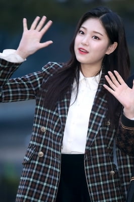 [포토] 이달의 소녀 현진, 귀엽게 '안녕~'