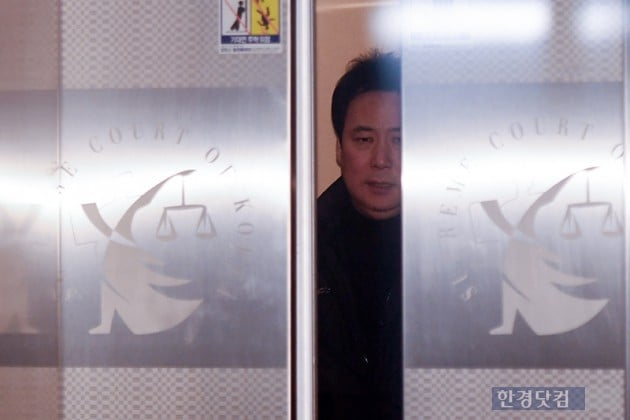 [포토] 법원 출석하는 김창환
