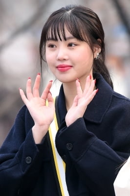  (여자)아이들 수진, '미소만 지어도 사랑스러워~'