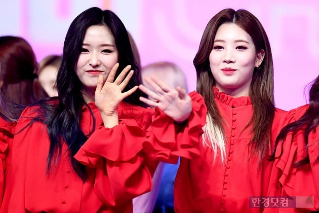 입덕도우미|이달의 소녀, 팬들만 바라보며 상큼 미소…'천사가 따로 없네~'
