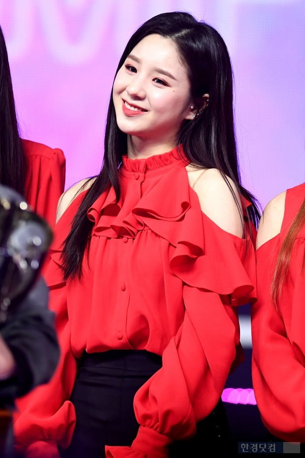입덕도우미|이달의 소녀, 팬들만 바라보며 상큼 미소…'천사가 따로 없네~'