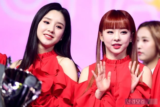입덕도우미|이달의 소녀, 팬들만 바라보며 상큼 미소…'천사가 따로 없네~'