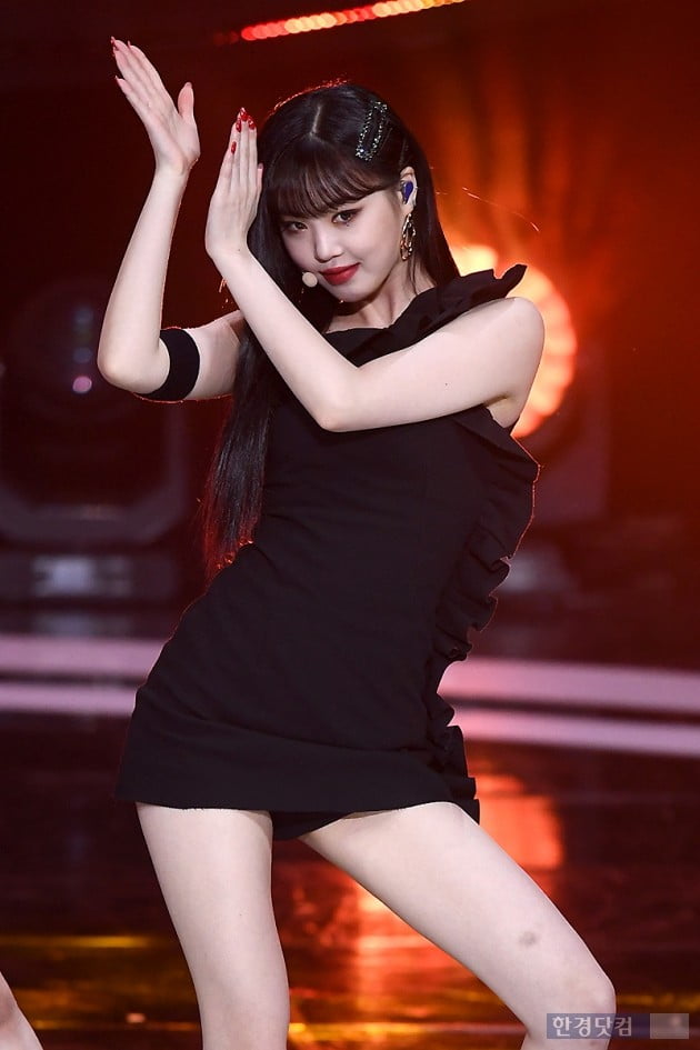 [포토] (여자)아이들 수진, '매혹적인 눈빛'