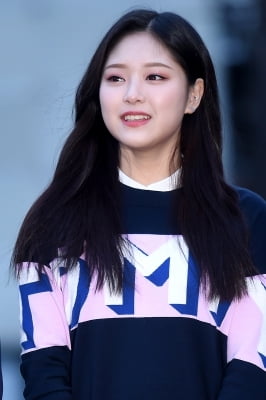 [포토] 이달의 소녀 현진, '눈 뗄 수 없는 상큼 미소'