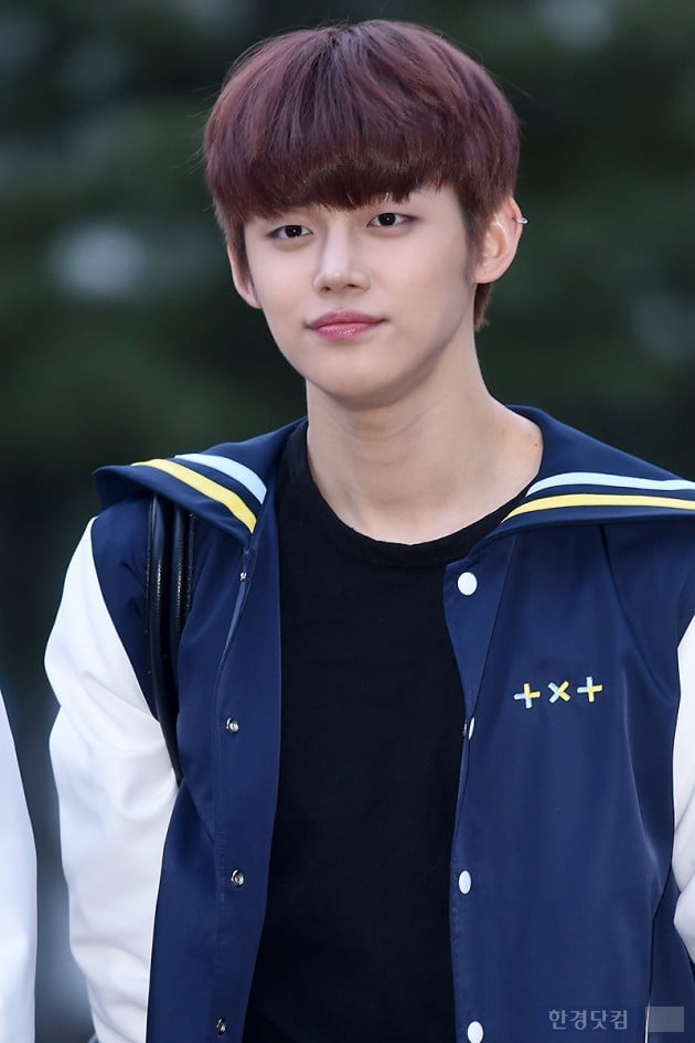 [포토] TXT 연준, '멋진 모습에 눈길~'