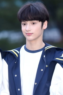 [포토] TXT 휴닝카이, '귀여움 가득'