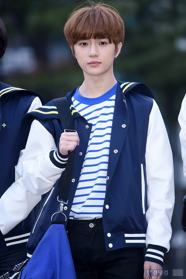 [포토] TXT 범규, '부드러운 눈빛에 시선강탈'