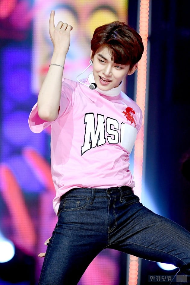입덕도우미|TXT, 1위에 기뻐서 껑충껑충…'귀여운 소년들~'