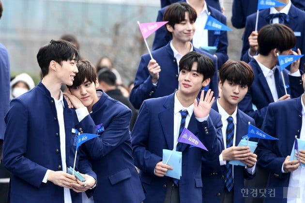 입덕도우미｜제 2의 워너원을 찾아라 '프로듀스 X 101 게릴라 이벤트①'