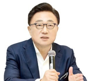 고동진 "3년내 5G·AI가 스마트폰 르네상스 일으킬 것"