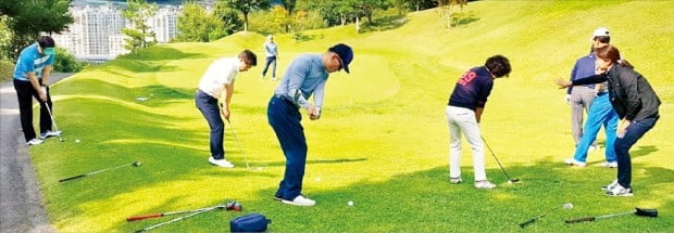 명품 골프레슨 '한경 GOLF 최고위과정'