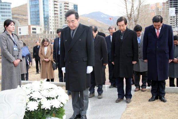이 총리, 몽골서 독립운동 헌신한 이태준 기념관 찾아 "아름다우나 슬픈 생애"