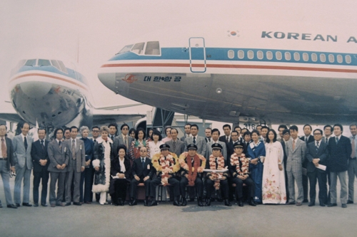 대한항공, 창립 50주년 맞아 '조용한' 기념식…"영욕의 50년"