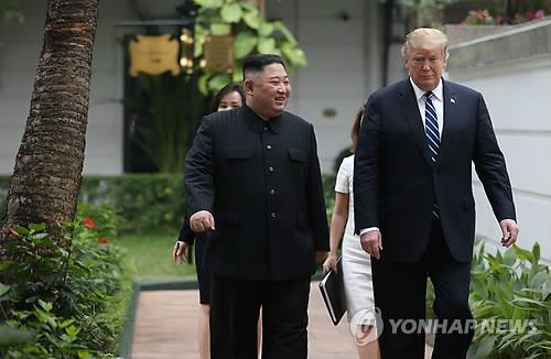 트럼프 대북전략은 '전부 아니면 전무'…"빅딜을 노린다"[AFP]