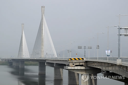 20년 전 가출 신고 된 50대 낙동강 교각서 숨진 채 발견