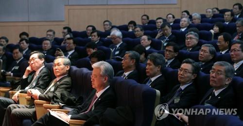 일부 재외공관장 '제멋대로'…무단으로 휴가가고 제3국 체류도