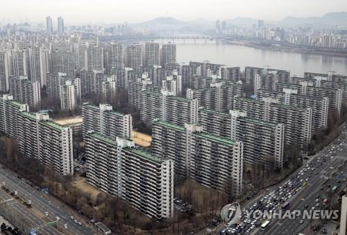 '공시가격 상승'에 서울 아파트값 19주 연속 하락