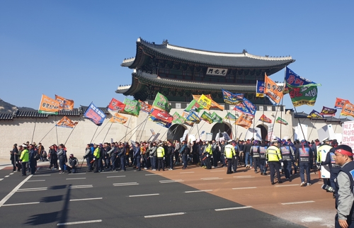 "대우조선 매각 중단하라" 청와대에 5만명 항의서한